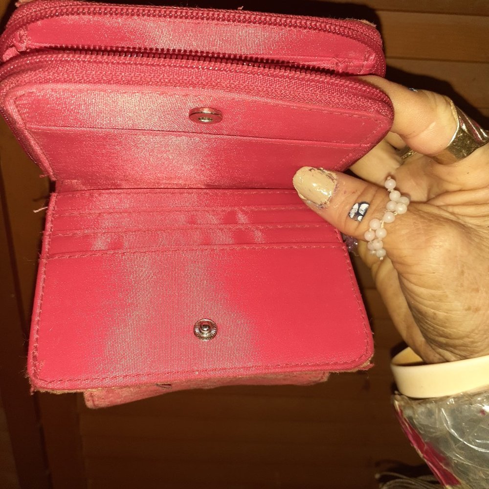 Gorgeous red wallet wothots of pockets,...
